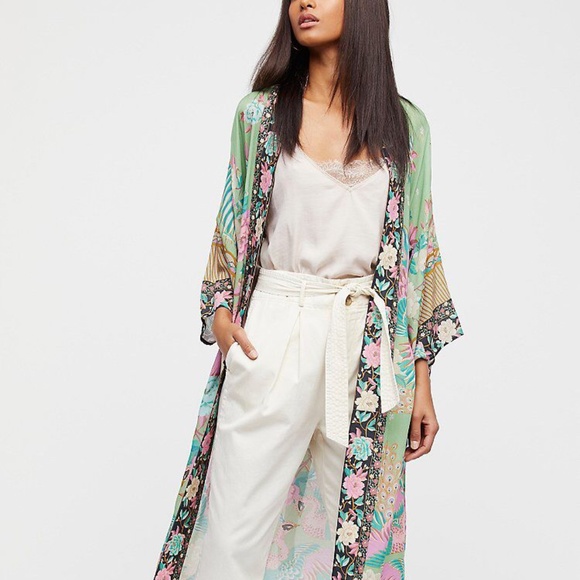🎀 KIMONO ROBE CARDIGAN DUSTER  BOHO CHIC FLORAL KAFTAN CLOUD PASTEL FLOWER BELT - Picture 15 of 15